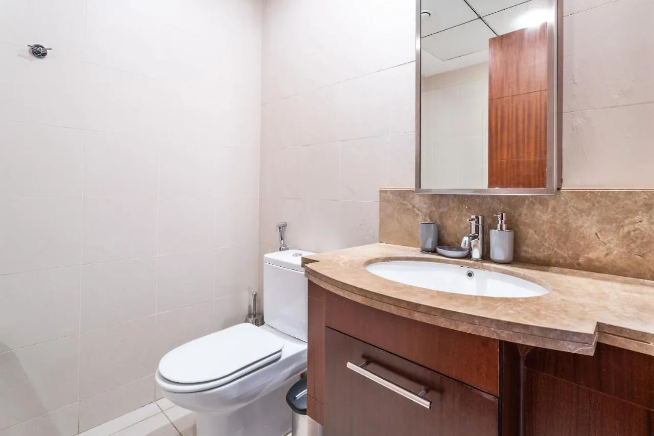Nasma Luxury Stays - Sophisticated Studio Apartment Near Burj Khalifa Dubai United Arab Emirates