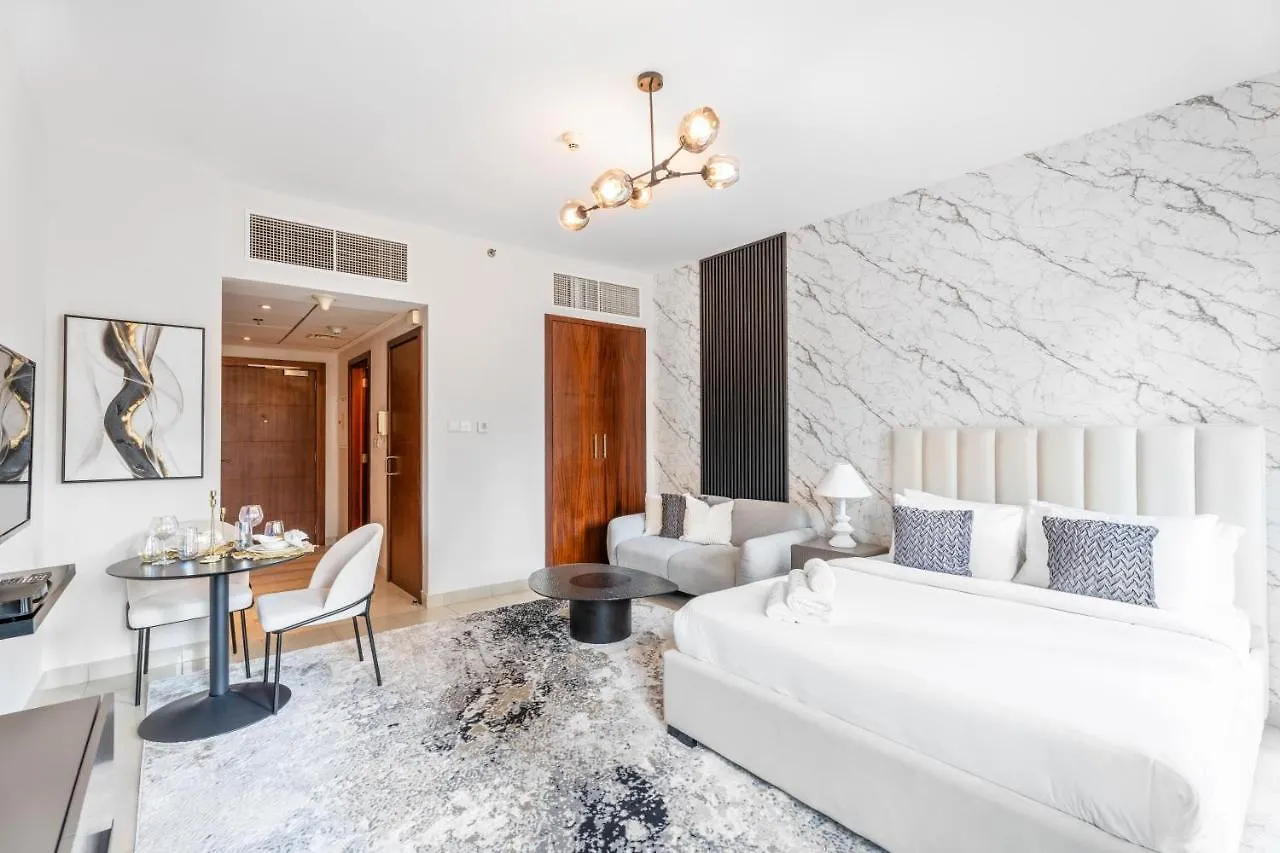 Nasma Luxury Stays - Sophisticated Studio Apartment Near Burj Khalifa Dubai